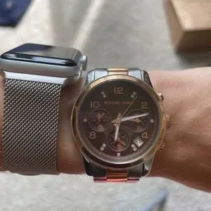 MICHAEL KORS MK5495 LADIES RUNWAY ROSE GOLD STEEL BROWN FACE CHRONOGRAPH WATCH NEW MICHAEL KORS 2 TONE ROSE GOLD+SILVER,CHRONO,BROWN MOP  main image 4
